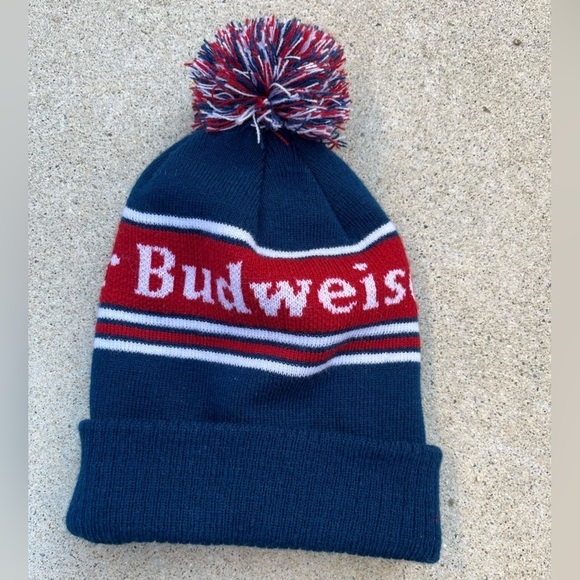 Budweiser Beanie Hat Multicolor Spell-Out One Size Tassel Beer USA Garden Iconic - Picture 1 of 6
